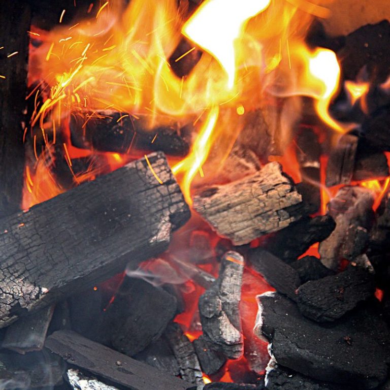 100% Natural Oak & Hickory Lump Charcoal