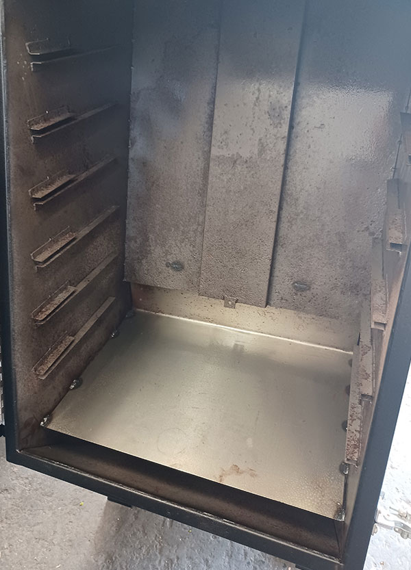 Used Standard 270 Smoker Used Standard 270 Smoker