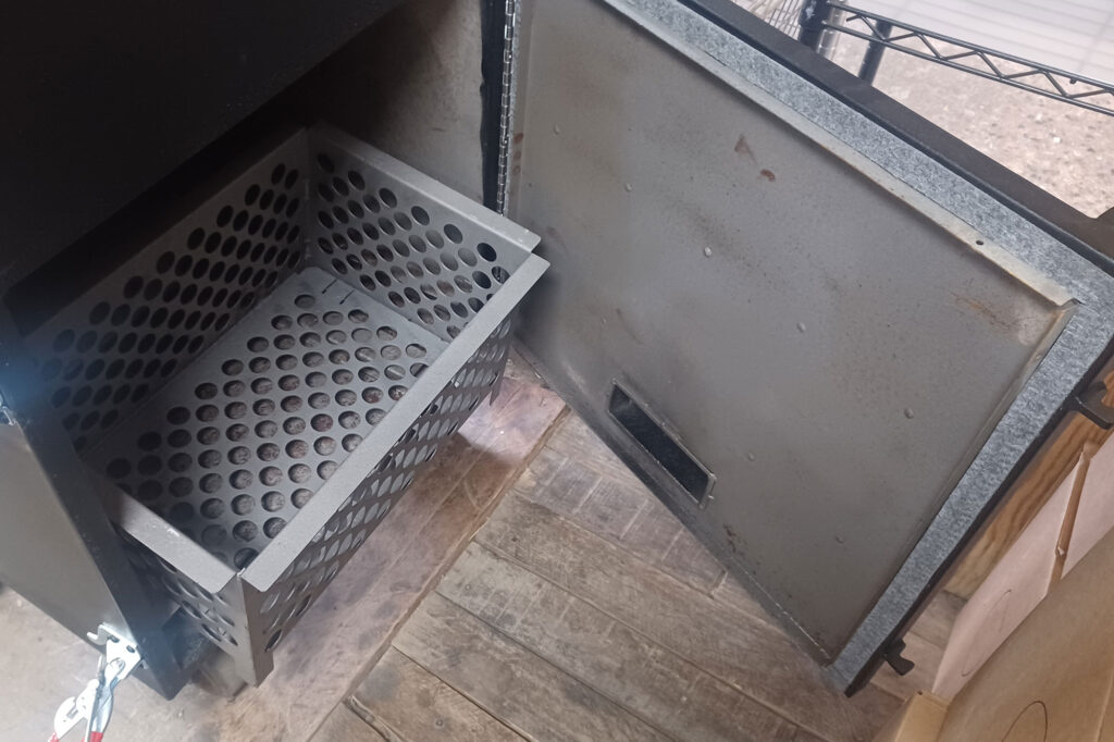 Used Standard 270 Smoker Used Standard 270 Smoker
